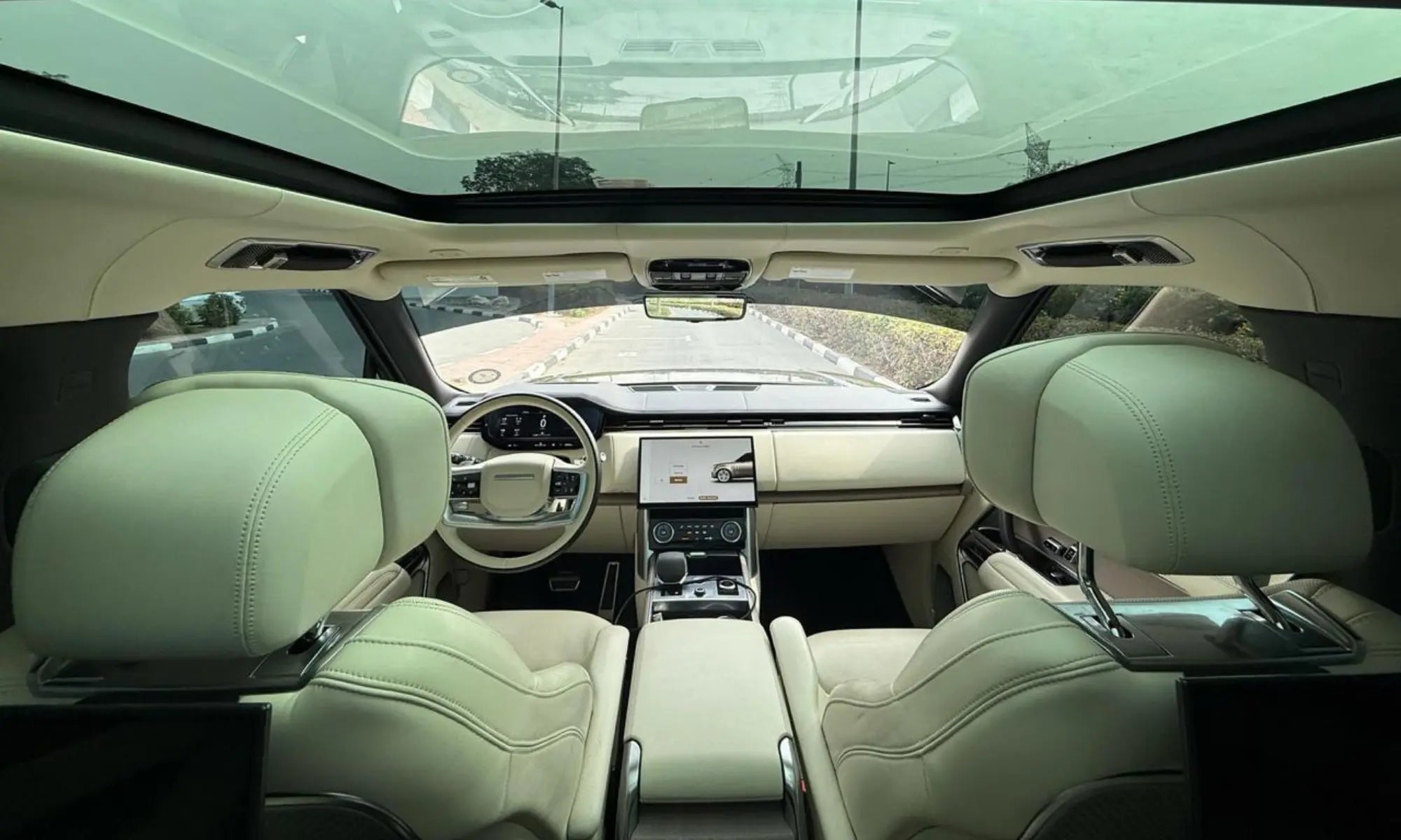 Rent Range Rover Vogue 2023 Black or similar DRD Car Rental LLC